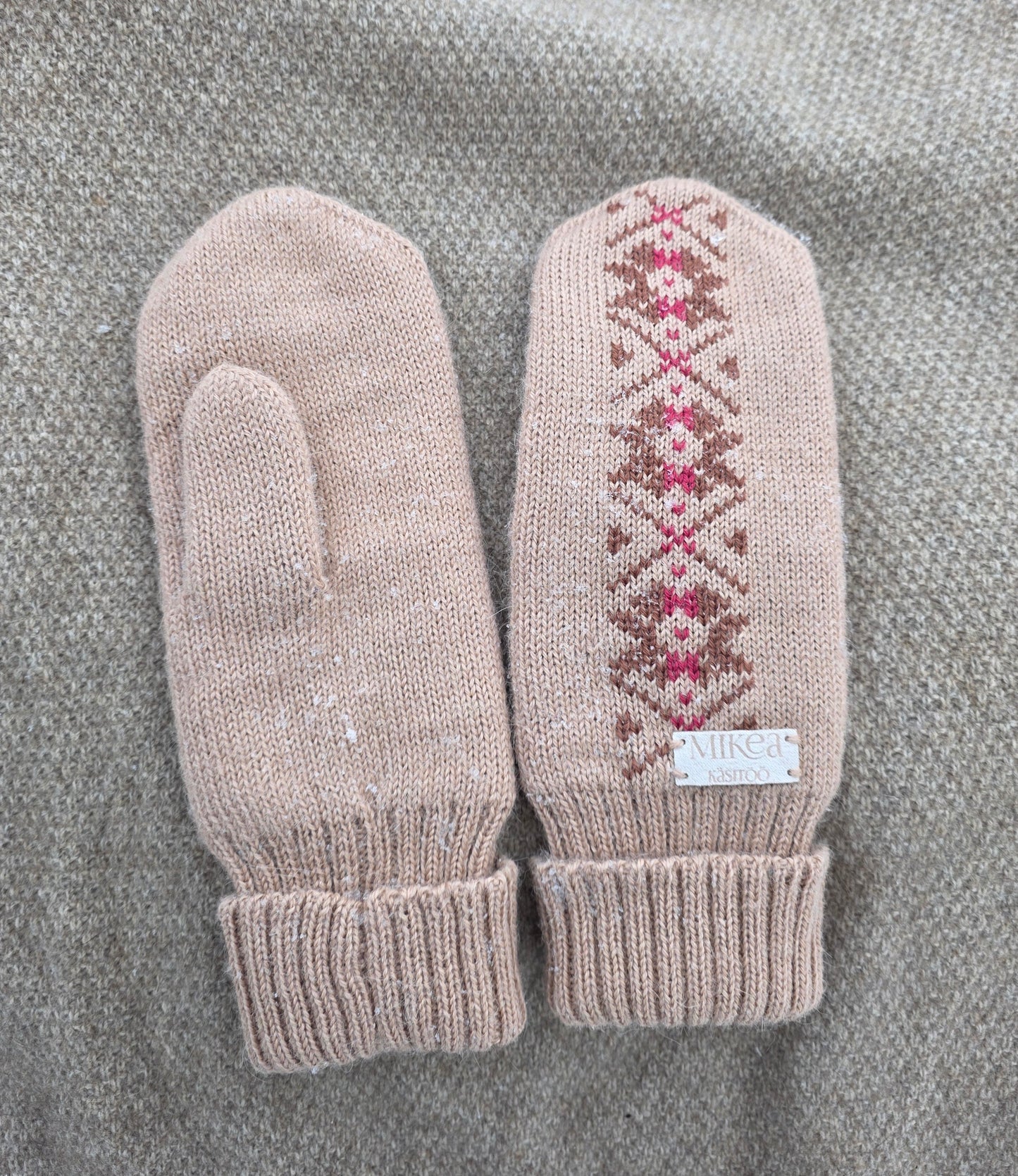 Alpakavillased kindad "Lüganuse"